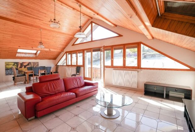 Les critères à considérer lors du choix d'une agence immobilière dans les Alpes françaises