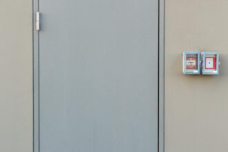 Porte anti-squat : la solution pour votre sérénité !