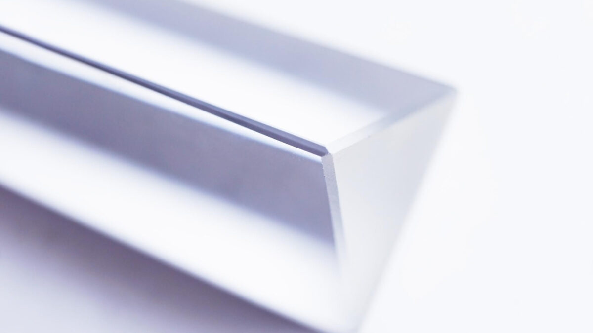 Profilé PVC : résistance et entretien facile pour des menuiseries durables