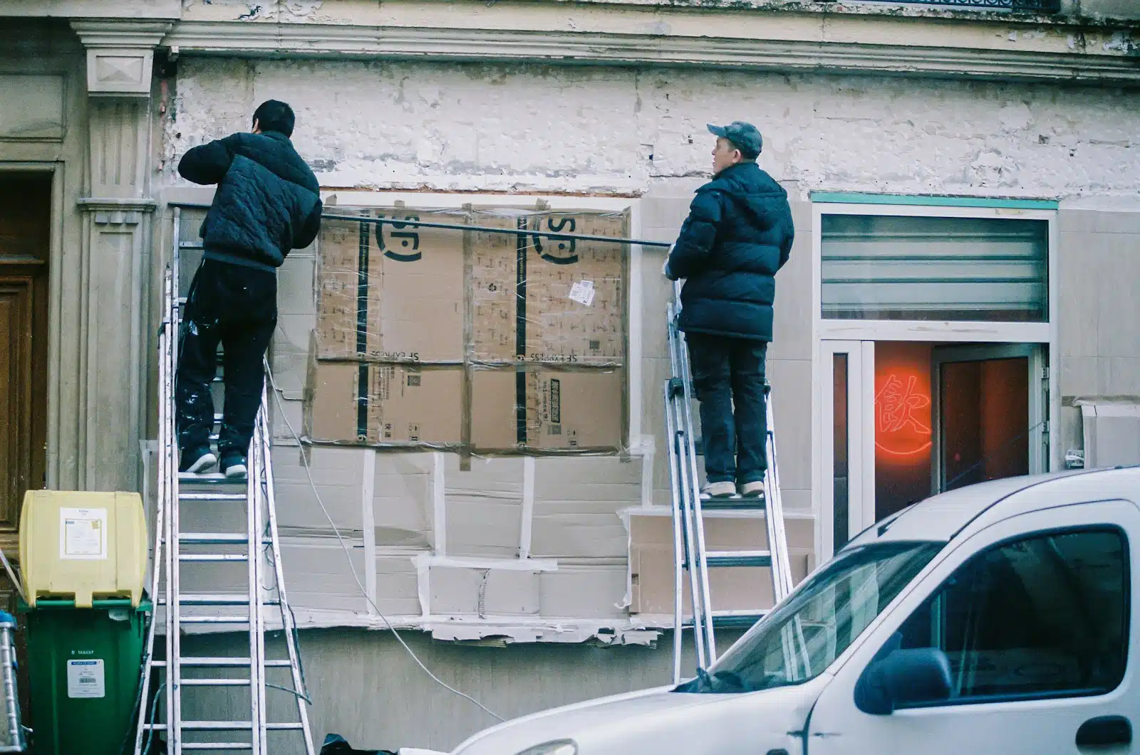 travaux sur la façade d'une maison